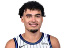 Justin Minaya on court